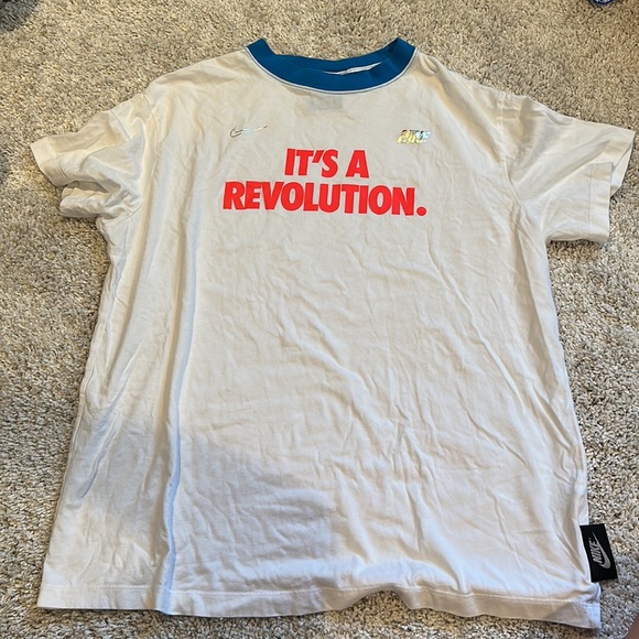 NIKE TEE - Picture 4 of 6